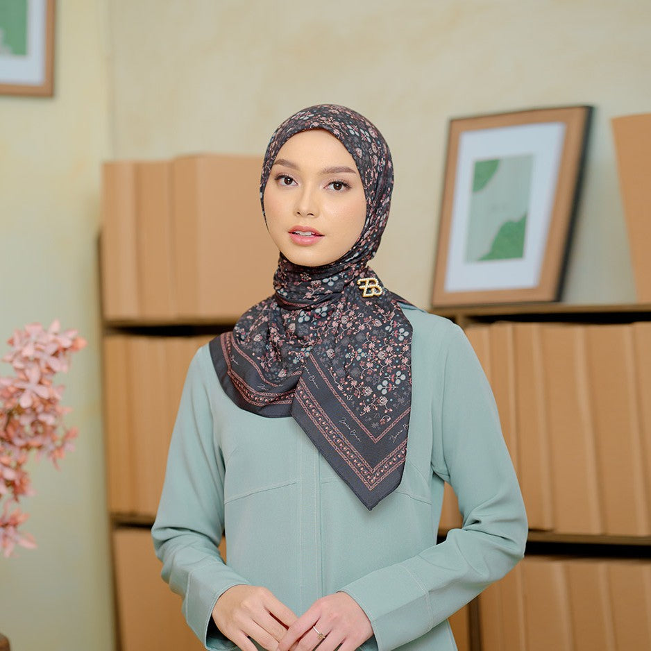 Syahnaz Scarf