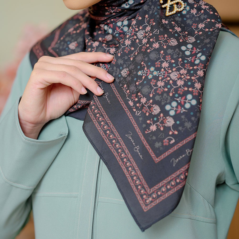 Syahnaz Scarf