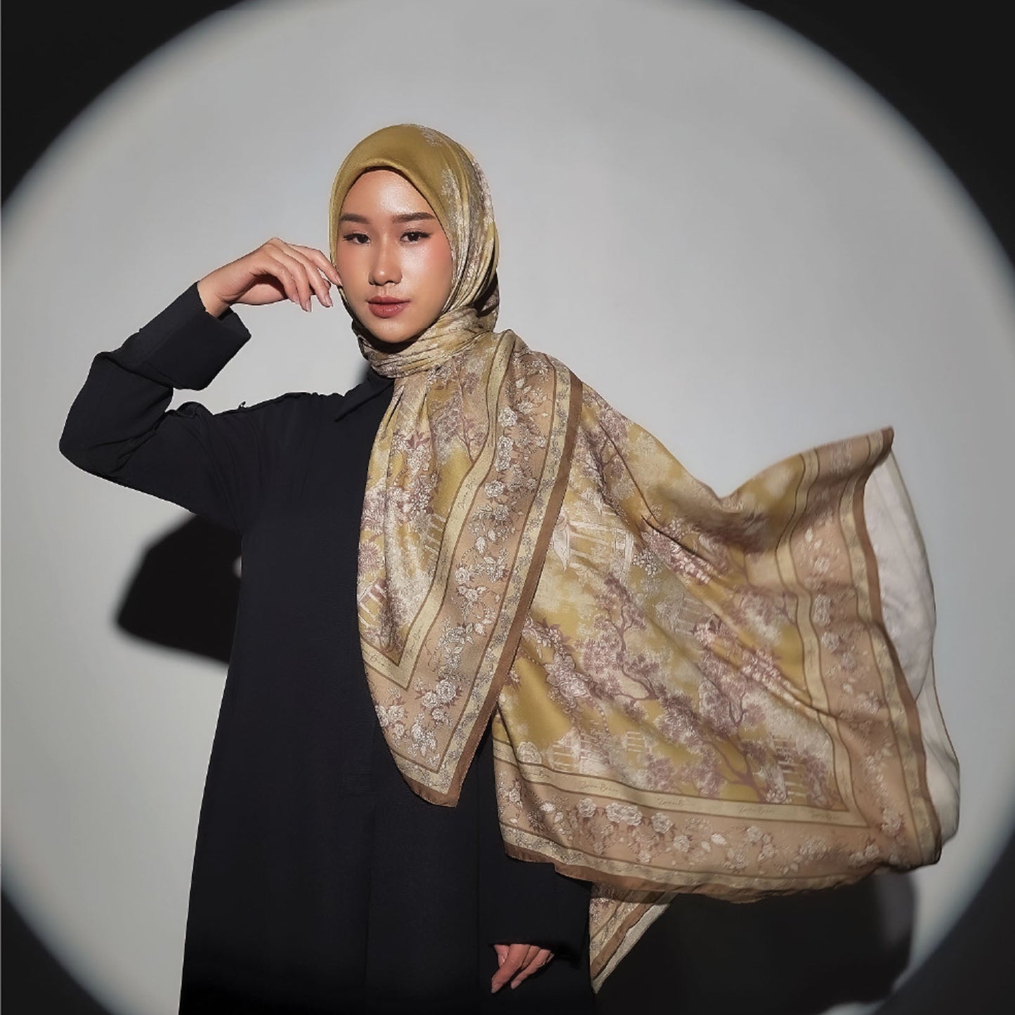 Aleena Scarf
