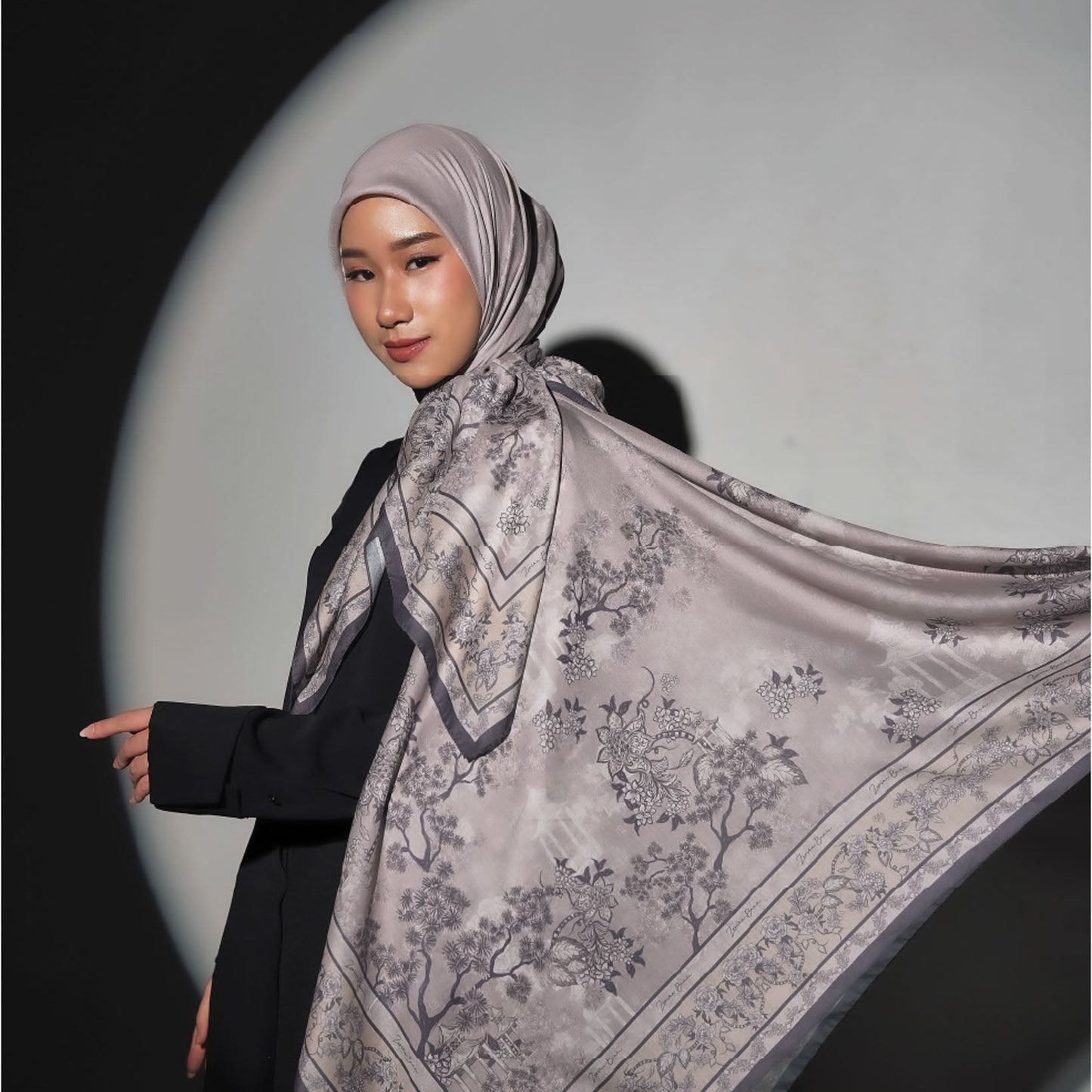 Aleena Scarf