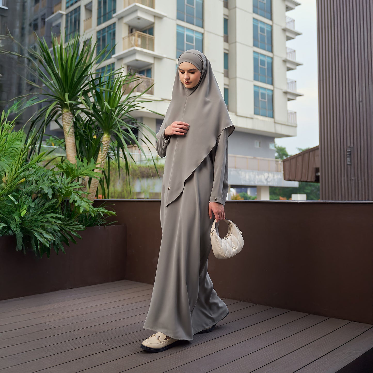 Ayesha Abaya