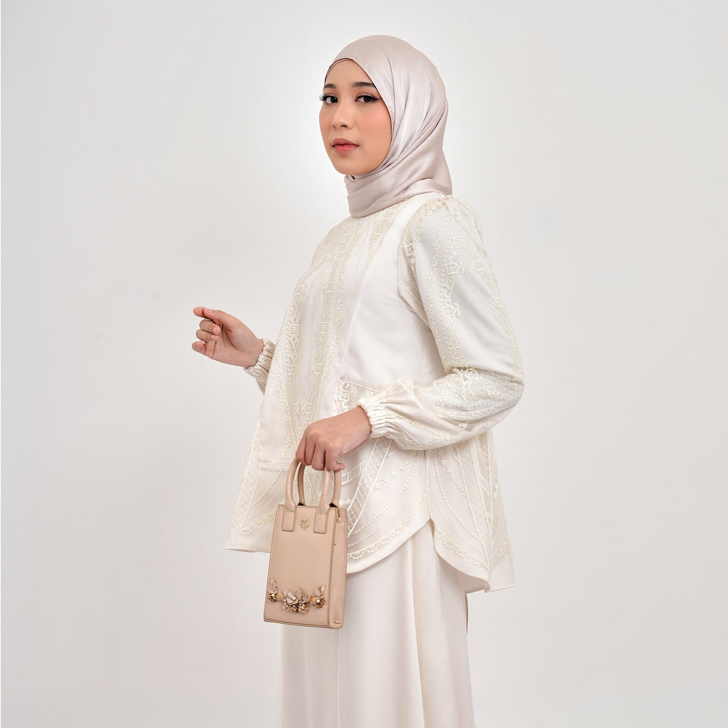 Ara One Set