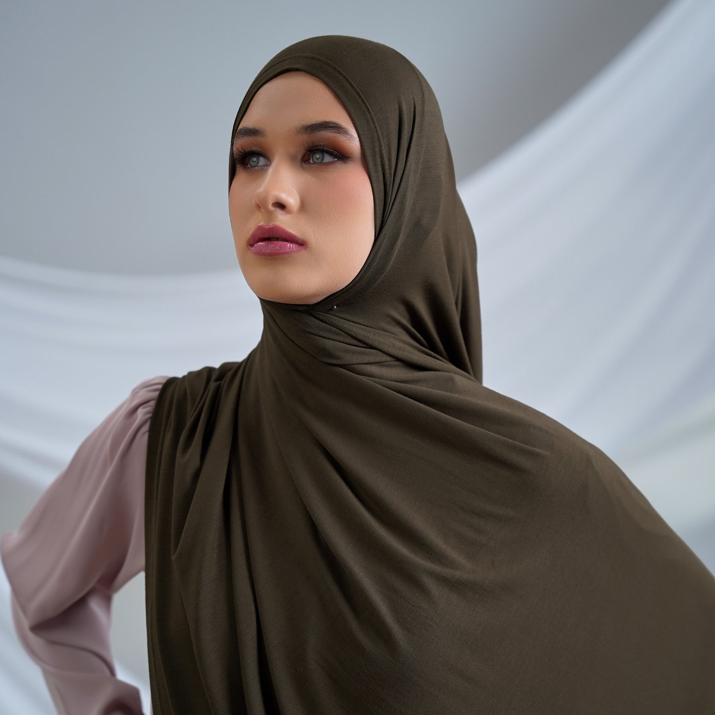 Pashmina Tania