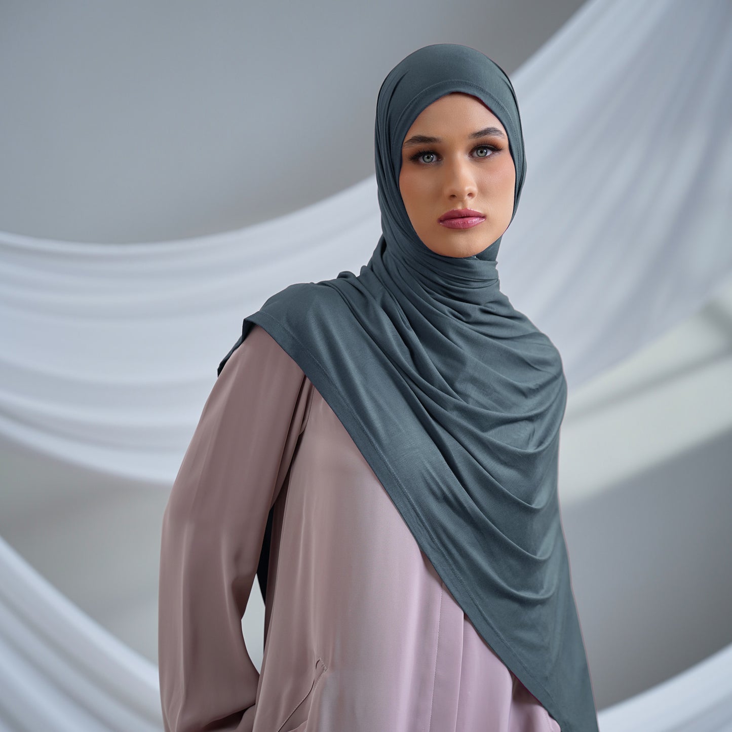 Pashmina Tania