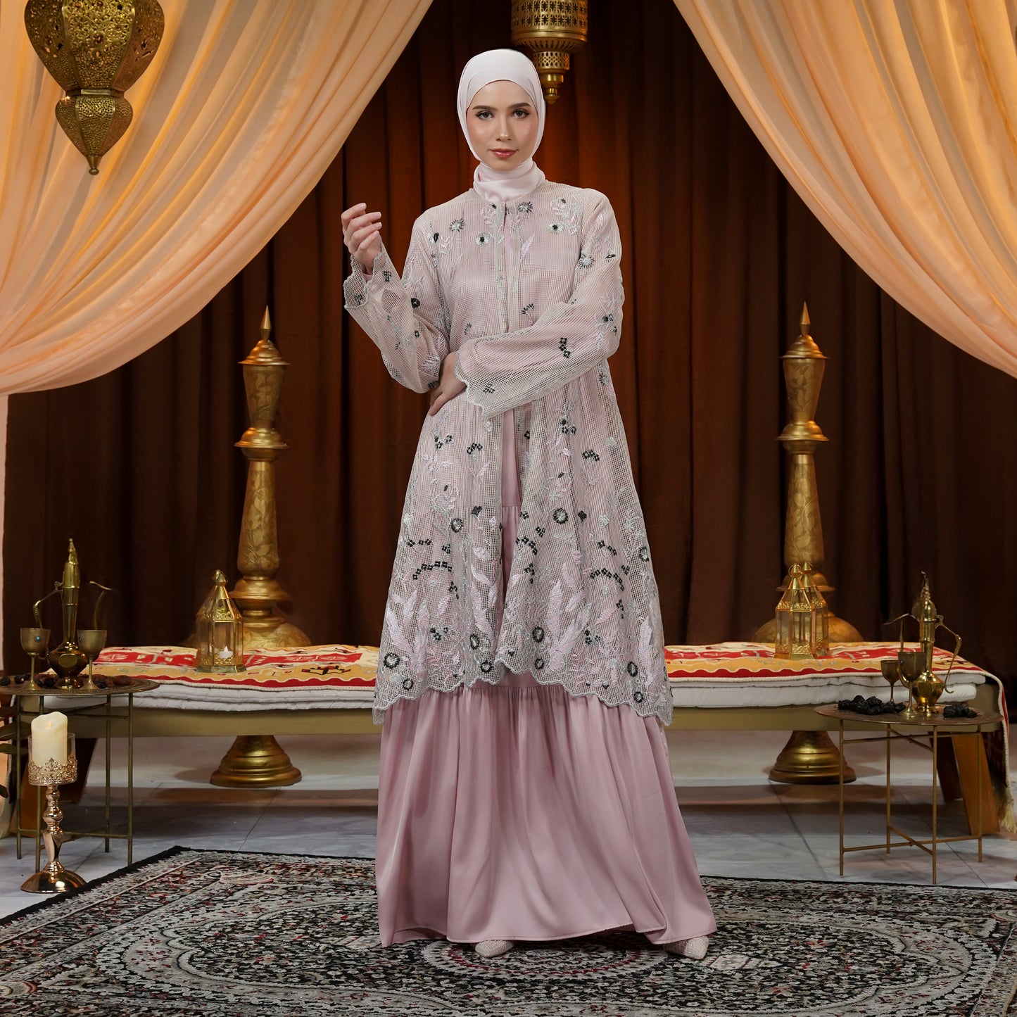Hanari Long Outer