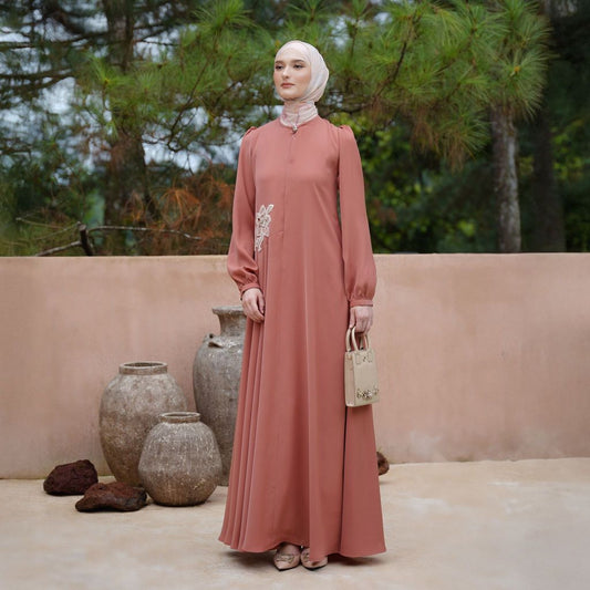 Faye Abaya