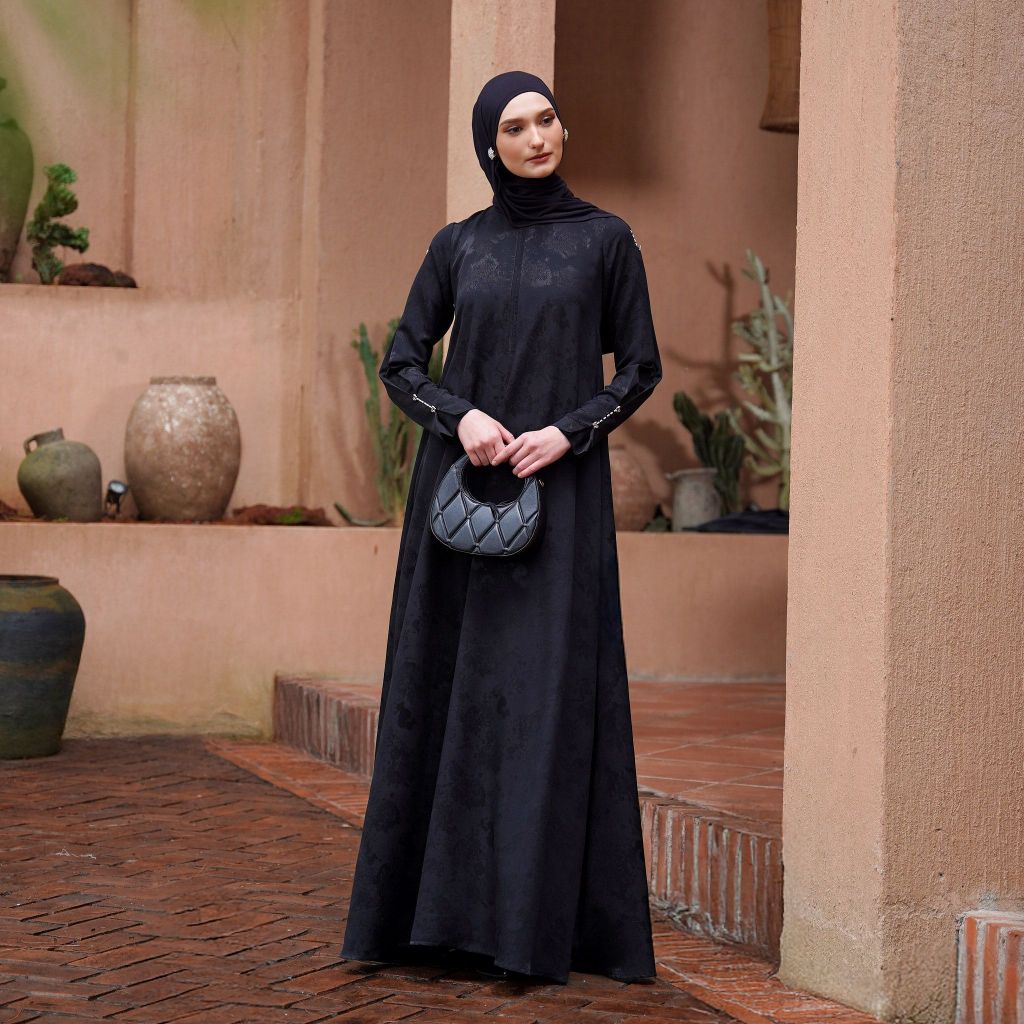 Lily Abaya