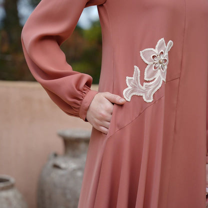 Faye Abaya