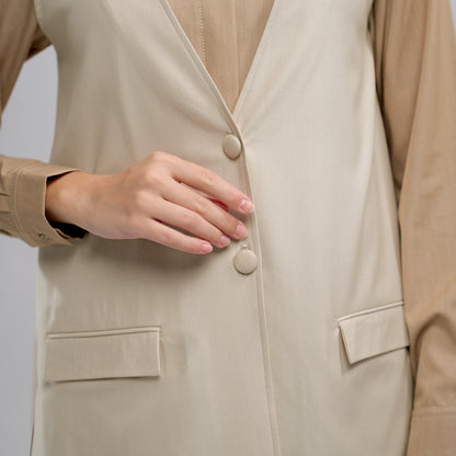 Thana Vest